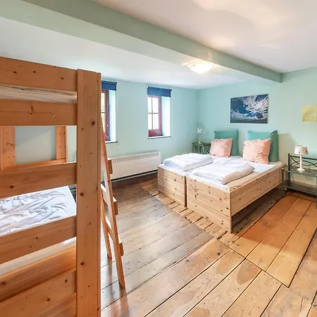 Luxury In Hotton With Sauna Дом отдыха *