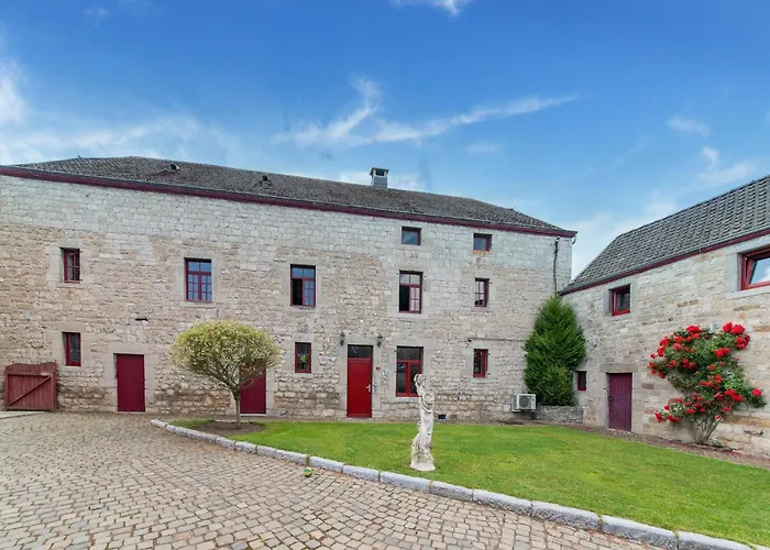 Hébergement de vacances Luxury In Melreux-hotton With Sauna